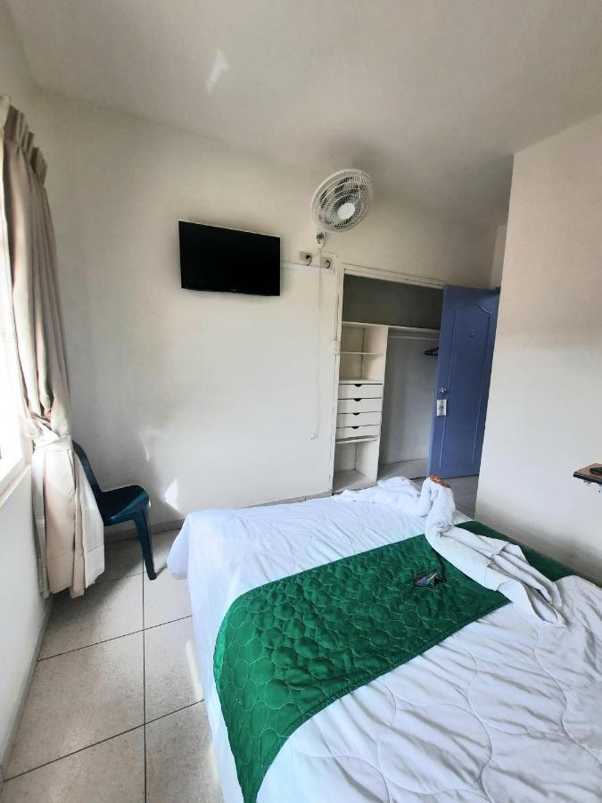 San Gil Tours Hostal エクステリア 写真
